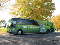 Orleans Express 6104 - 2011 Prevost X3-45 - Lauréats de St-Hyacinthe