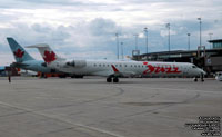 Air Canada Jazz - Bombardier CRJ-705 - C-GNJZ -FIN 714 (Transf�r� chez Air Canada Express - Jazz Aviation)